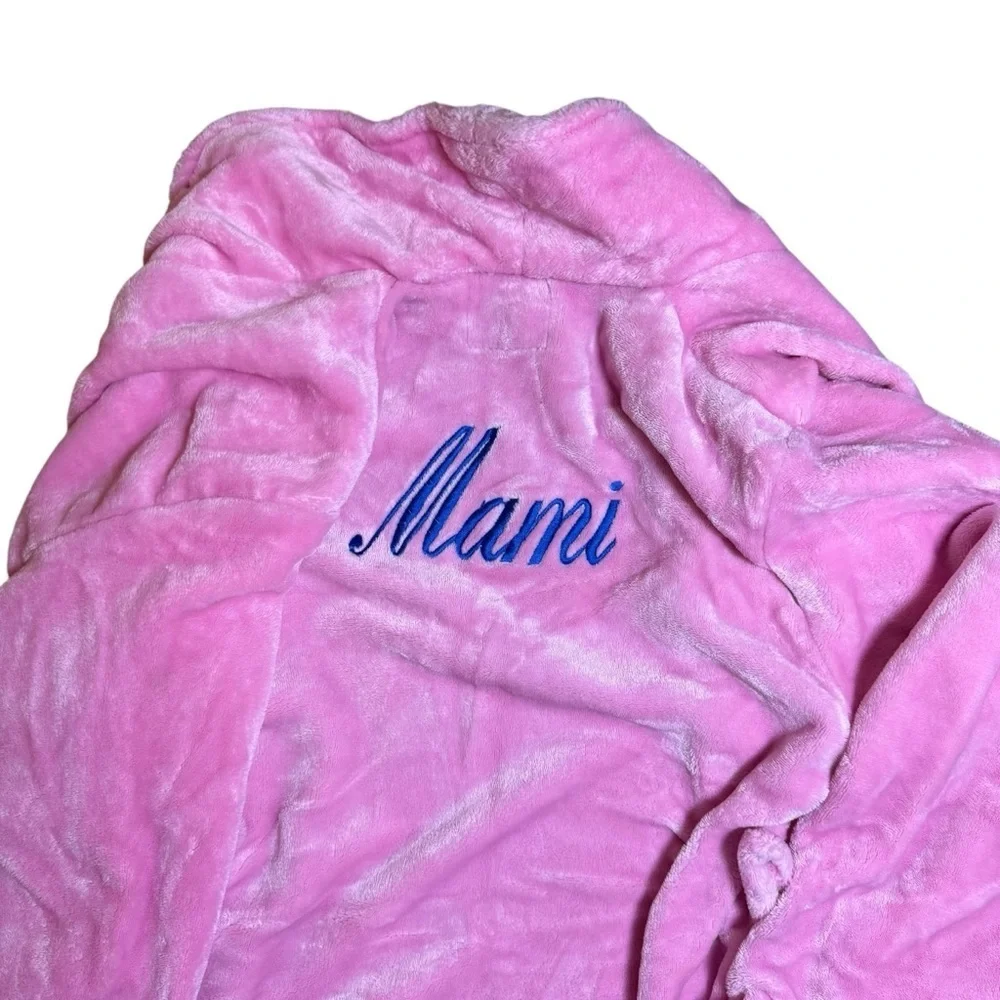 Wrapped In A Cloud Pink Plush Robe Small/Medium Embroidered “Mami”